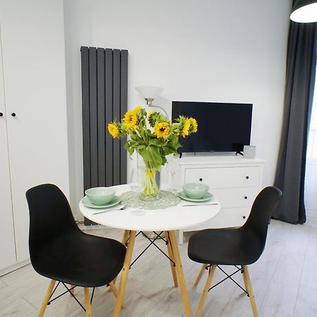 Polonia Art Apartments In The City Center カトヴィツェ エクステリア 写真