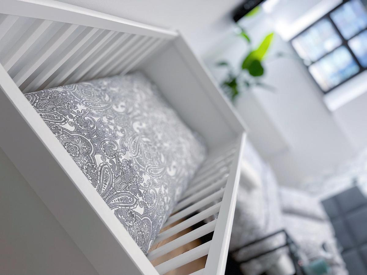 Polonia Art Apartments In The City Center カトヴィツェ エクステリア 写真