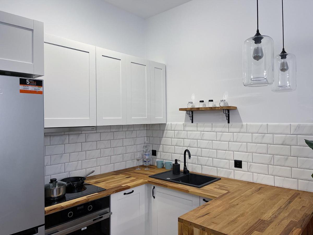 Polonia Art Apartments In The City Center カトヴィツェ エクステリア 写真