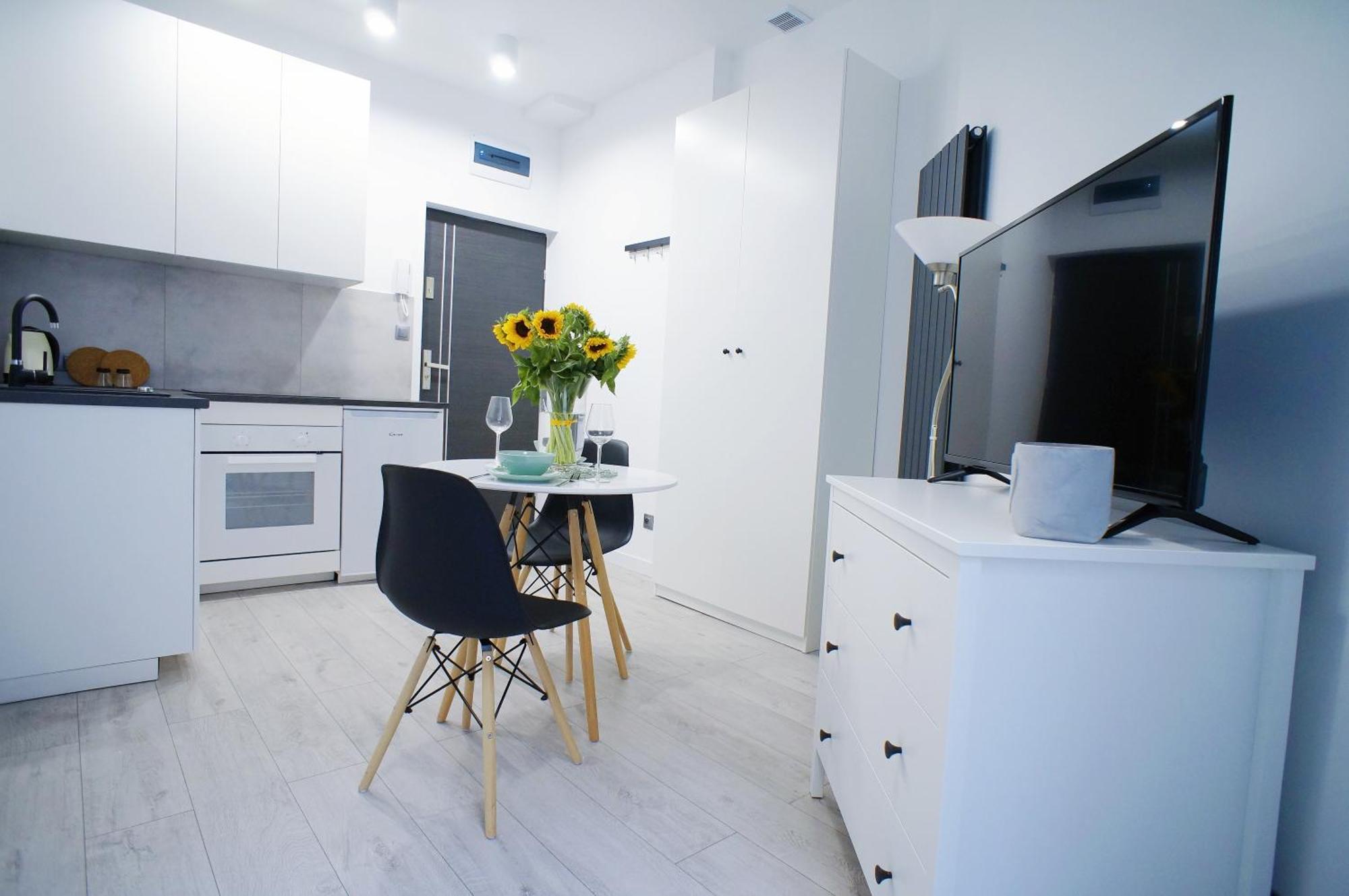 Polonia Art Apartments In The City Center カトヴィツェ エクステリア 写真