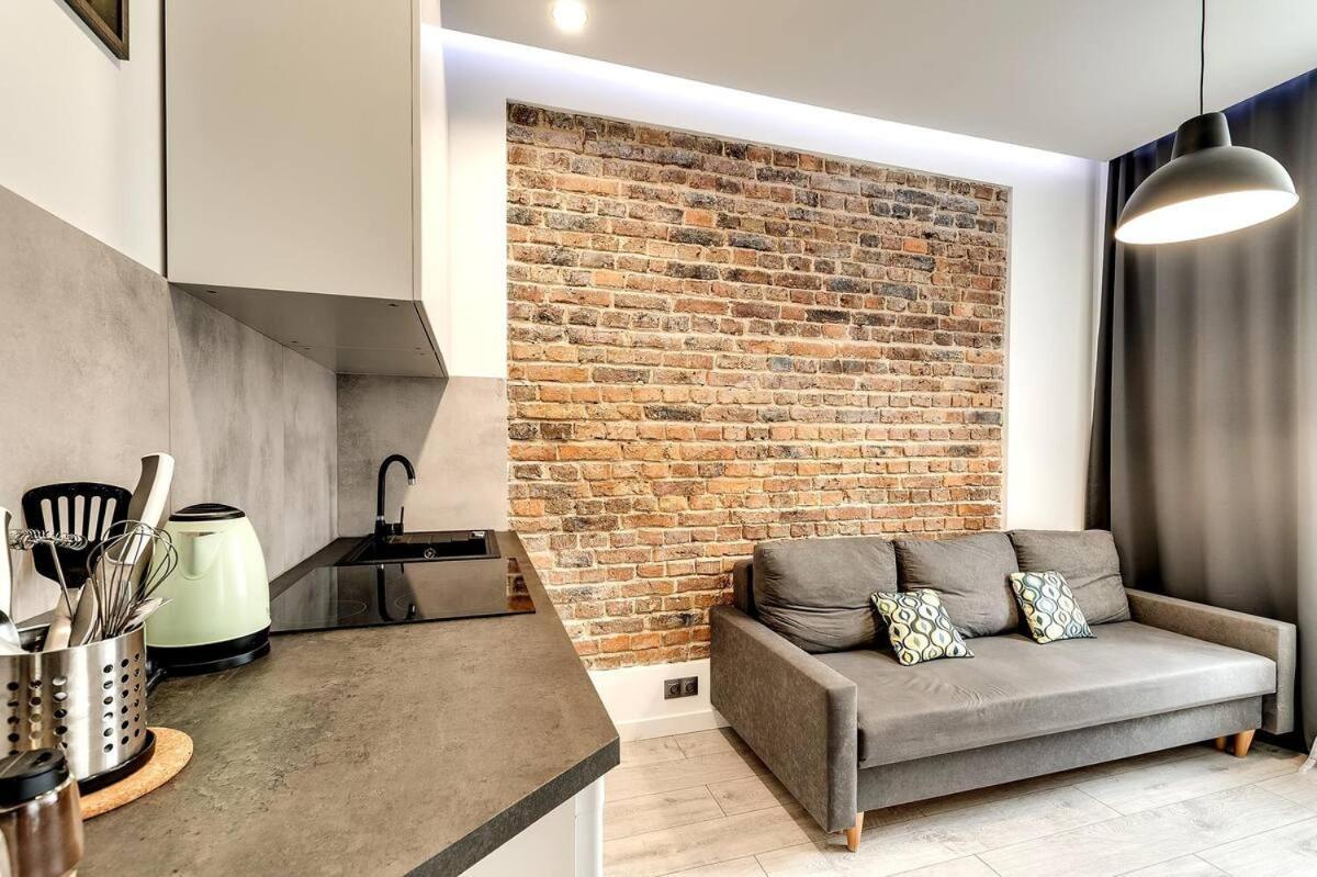 Polonia Art Apartments In The City Center カトヴィツェ エクステリア 写真