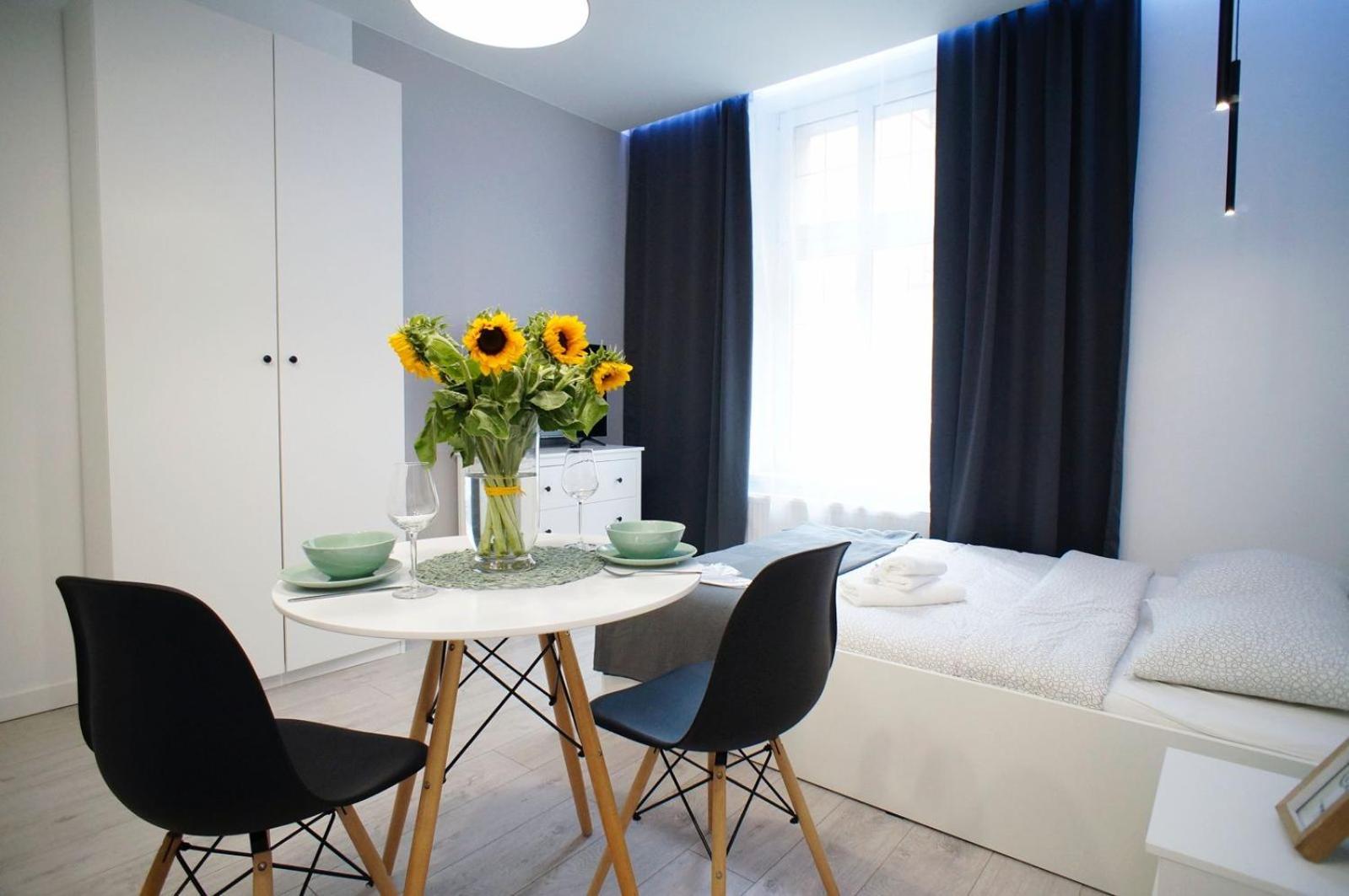 Polonia Art Apartments In The City Center カトヴィツェ エクステリア 写真